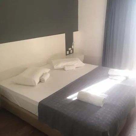 Hotel Annema And Restaurant