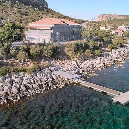 Hotel Annema And Restaurant 3*