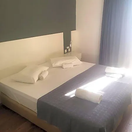 Hotel Annema And Restaurant