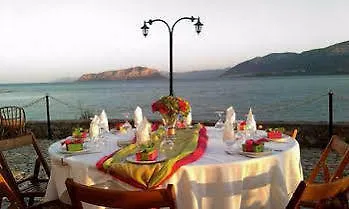 מלון Annema And Restaurant 3*