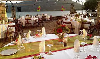 מלון Annema And Restaurant 3*