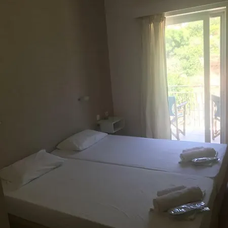 Annema And Restaurant מלון