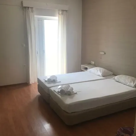 מלון Annema And Restaurant 3*