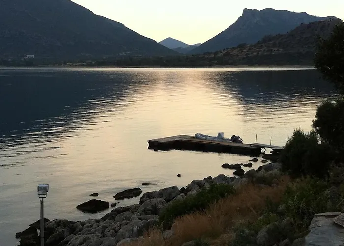 Annema And Restaurant Monemvasía