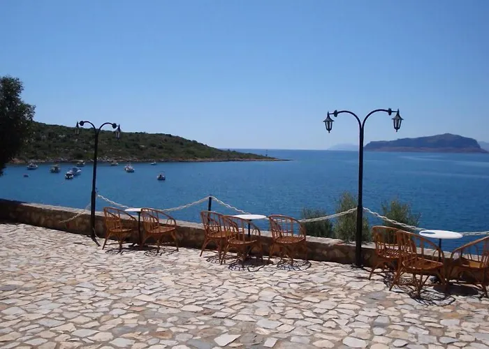 فندق Annema And Restaurant 3*