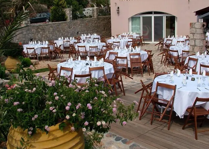 Annema And Restaurant فندق