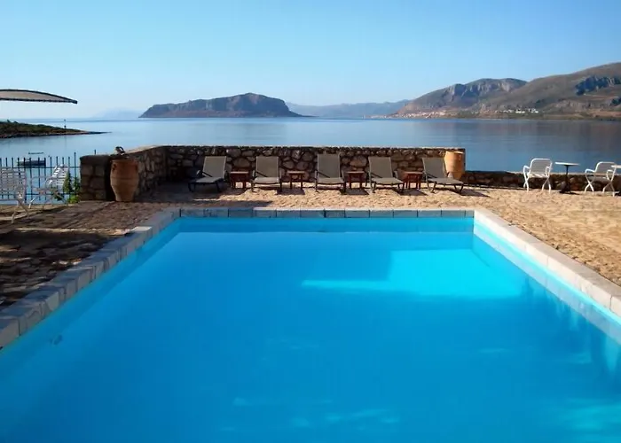 Annema And Restaurant 3*