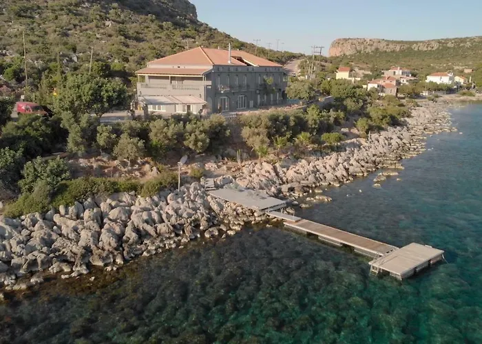 Annema And Restaurant فندق 3*